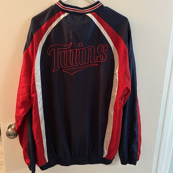 Twins windbreaker size large - Picture 5 of 5